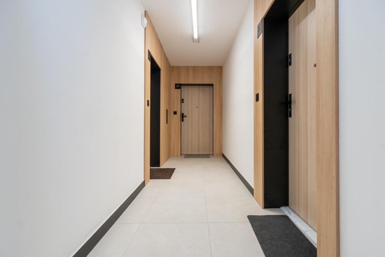 Lotte Apartment - Parking Podziemny, Osiedle Strzezone Ґлівіце Екстер'єр фото